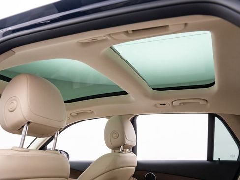 Used 2022 Mercedes-Benz GLC 300 4MATIC image 16