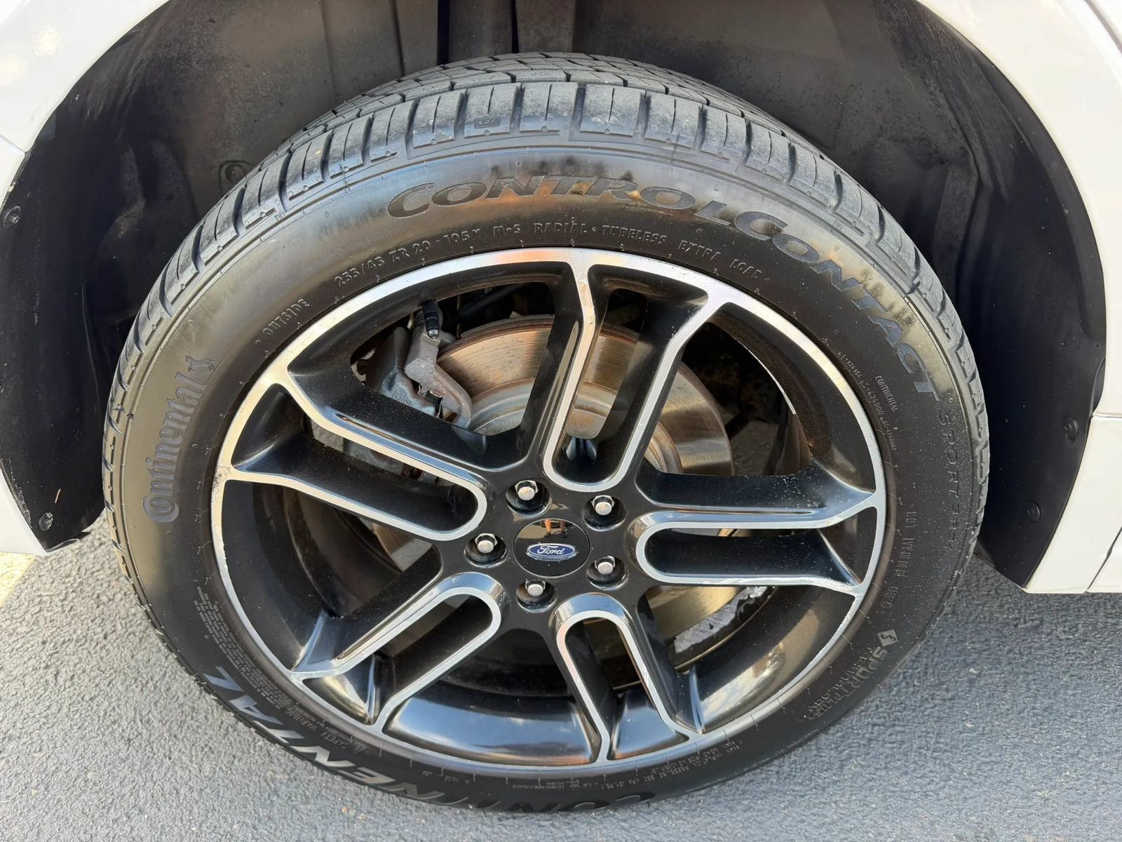 Used 2013 Ford Flex SEL AWD/4WD image 29