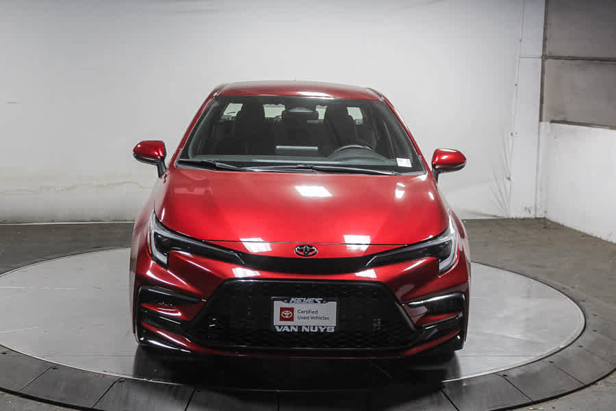 Certified 2026 Toyota Corolla SE FWD image 3
