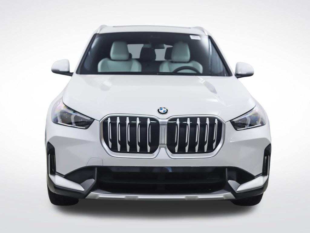 Used 2026 BMW X1 xDrive28i w/ Convenience Package AWD/4WD image 9