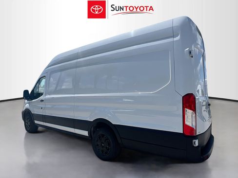 Used 2023 Ford Transit 250 148 High Roof Extended w/ Load Area Protection Package RWD image 6