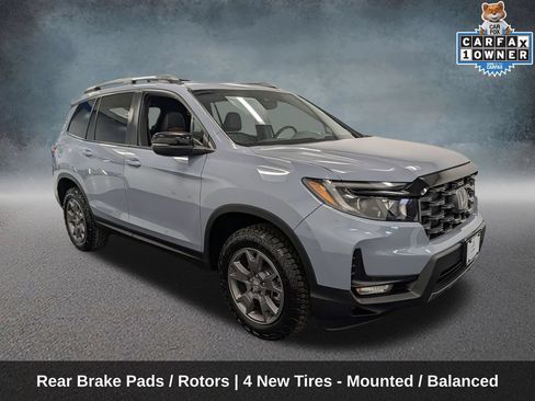 Certified 2024 Honda Passport TrailSport image 3
