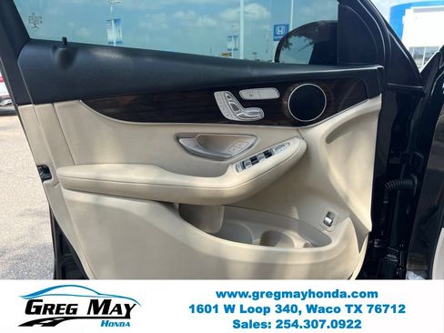 Used 2019 Mercedes-Benz GLC 300 image 20
