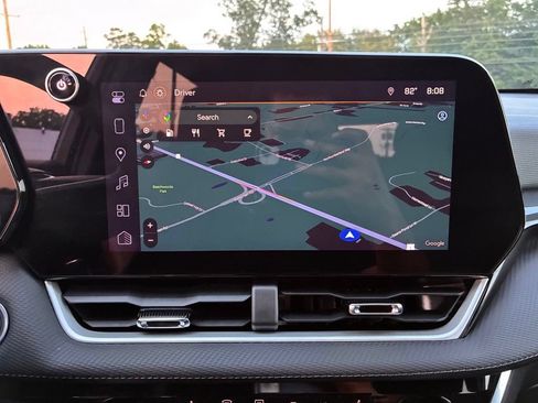 Used 2026 Chevrolet Equinox LT FWD image 33