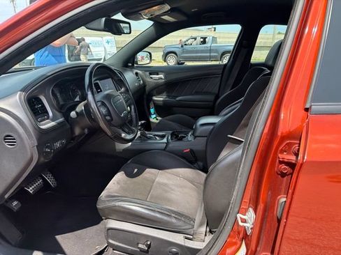 Used 2022 Dodge Charger R/T w/ Plus Group RWD image 6