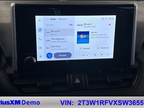Used 2025 Toyota RAV4 XLE FWD image 34