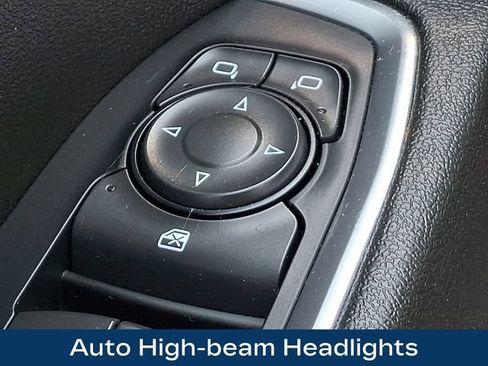 Used 2023 Chevrolet Silverado 1500 LT AWD/4WD image 19