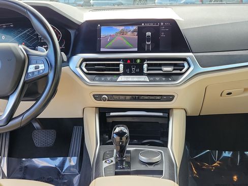 Used 2022 BMW 430i Convertible image 12