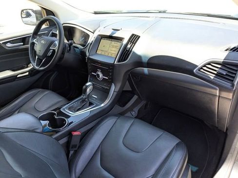 Used 2018 Ford Edge Titanium w/ Equipment Group 301A FWD image 36