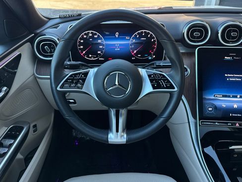 Used 2025 Mercedes-Benz C 300 4MATIC Sedan image 11