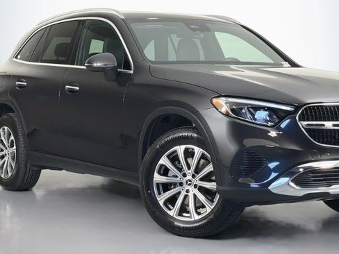 Used 2024 Mercedes-Benz GLC 300 image 13