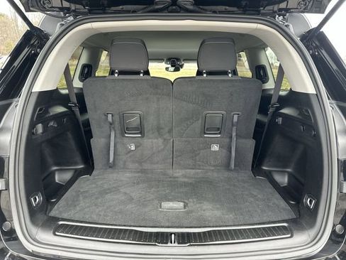 Used 2023 Jeep Grand Cherokee L Laredo image 21