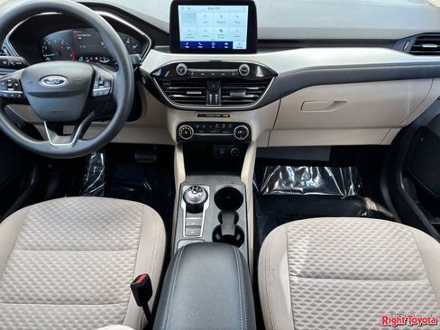 Used 2020 Ford Escape SE FWD image 17