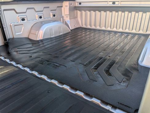 Used 2019 GMC Sierra 1500 SLT w/ SLT Premium Package image 25