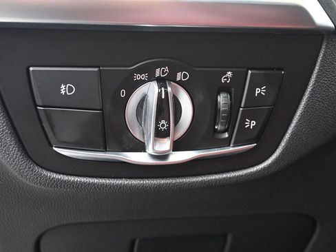 Used 2021 BMW X4 xDrive30i AWD/4WD image 12