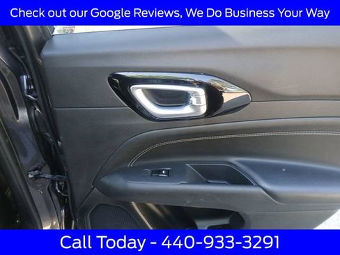Used 2023 Jeep Compass Latitude AWD/4WD image 38