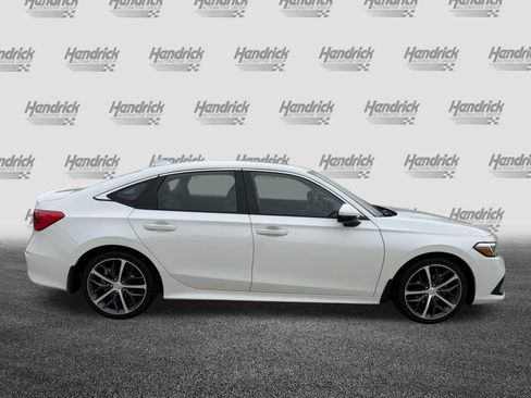 Used 2024 Honda Civic Touring image 11