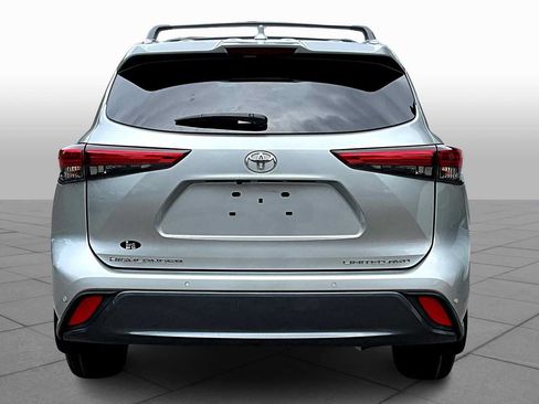 Used 2020 Toyota Highlander Limited AWD/4WD image 5