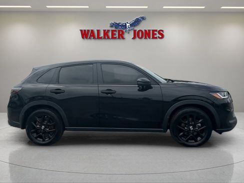 Used 2024 Honda HR-V Sport image 8