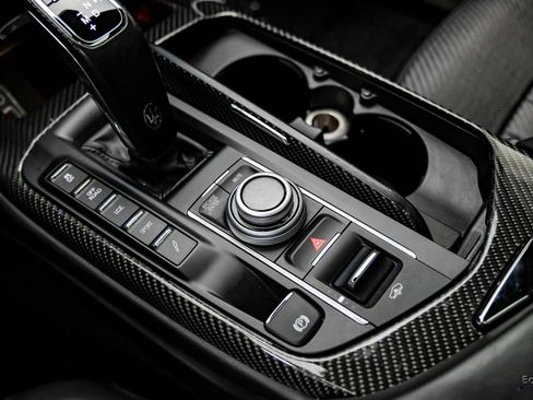 Used 2021 Maserati Levante S GranSport image 61