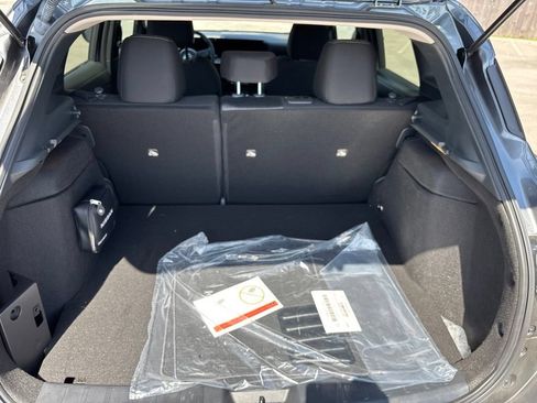 Certified 2025 Nissan Kicks SV AWD/4WD image 14