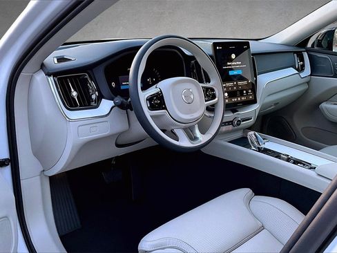 New 2026 Volvo XC60 B5 Ultra w/ Protection Package Premier image 7