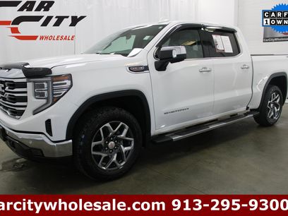 Used 2024 GMC Sierra 1500 SLT w/ SLT Premium Plus Package