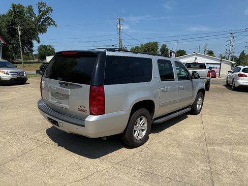 Used 2014 GMC Yukon XL SLT image 4