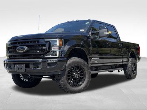 Used 2022 Ford F350 Lariat w/ Black Appearance Package AWD/4WD image 3