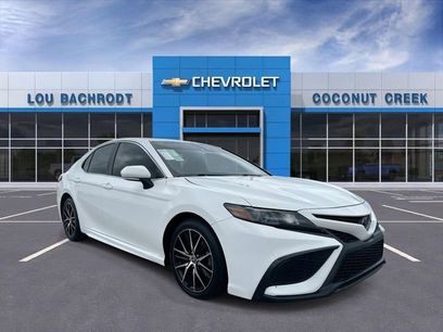 Used 2023 Toyota Camry SE