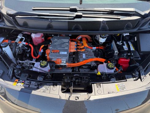 Used 2023 Chevrolet Bolt LT FWD image 20
