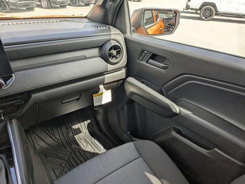 New 2026 Chevrolet Colorado W/T w/ WT Custom Package RWD image 15