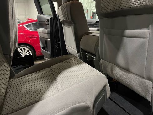 Used 2012 Toyota Tundra 4x4 Double Cab w/ Tow Pkg image 15