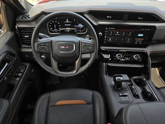 Used 2025 GMC Sierra 1500 AT4 w/ AT4 Premium Package AWD/4WD image 14