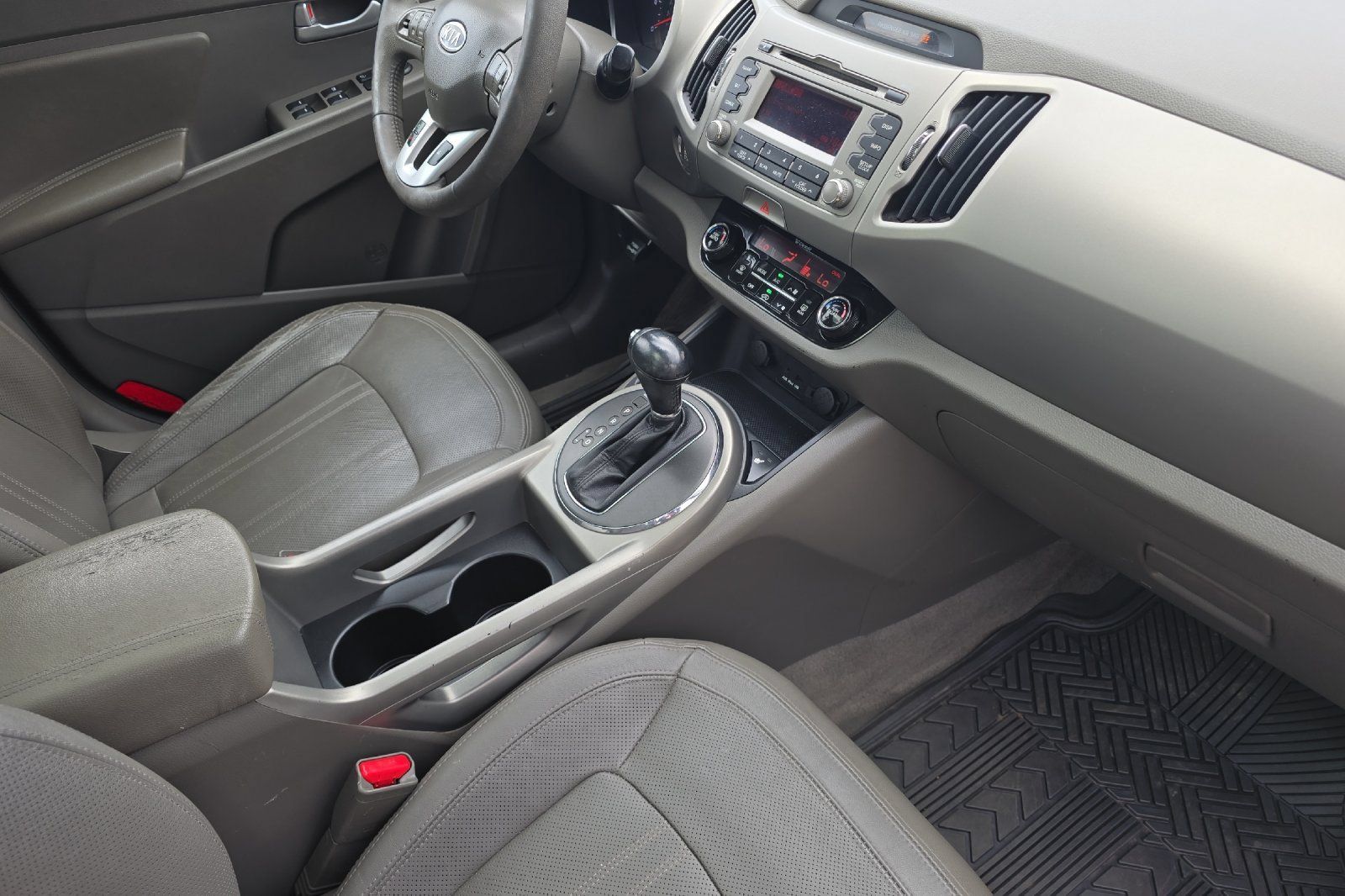 Used 2011 Kia Sportage EX w/ Premium Pkg w/Leather Seats AWD/4WD image 16