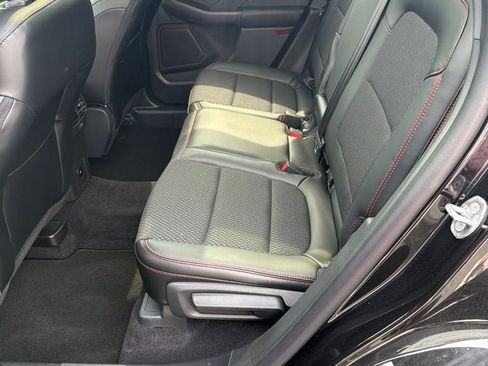 New 2025 Ford Escape ST-Line w/ Cold Weather Package FWD image 29