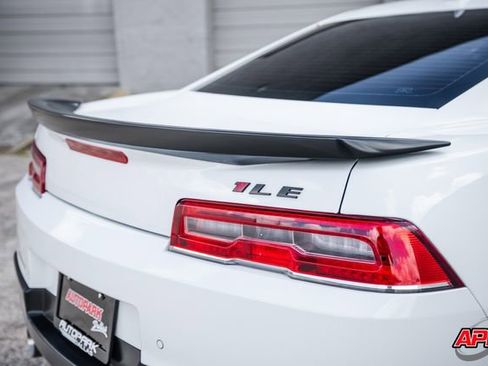 Used 2014 Chevrolet Camaro SS w/ SS Performance Package image 31