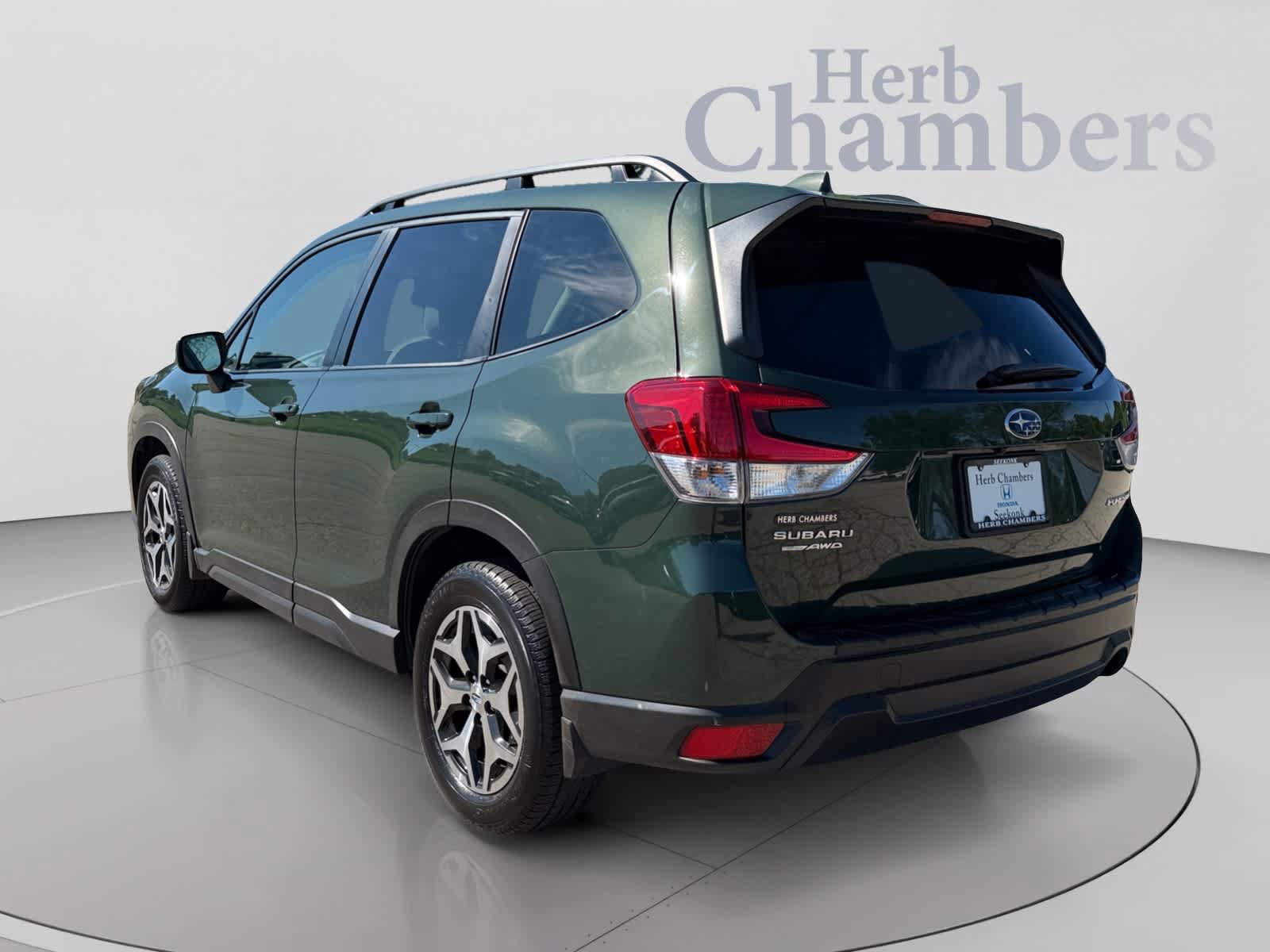 Used 2023 Subaru Forester Premium AWD/4WD image 3