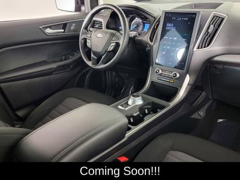 Used 2023 Ford Edge SE w/ Black Appearance Package image 32