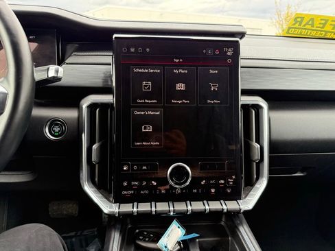 Used 2024 GMC Acadia Elevation image 47