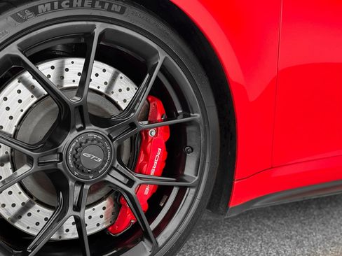 Used 2022 Porsche 911 GT3 image 42