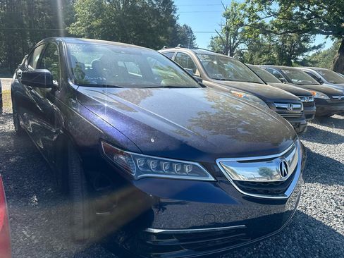 Used 2017 Acura TLX V6 w/ Technology Package FWD image 3