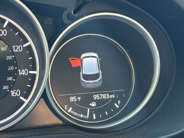 Used 2019 MAZDA CX-5 Touring FWD image 17
