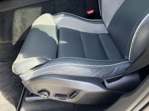 Used 2020 Volvo XC60 T5 R-Design w/ Protection Package Premier image 14