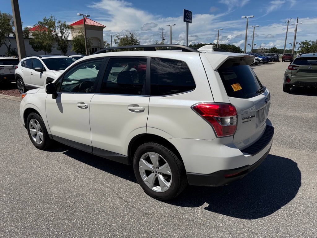 Used 2016 Subaru Forester 2.5i Limited AWD/4WD image 9