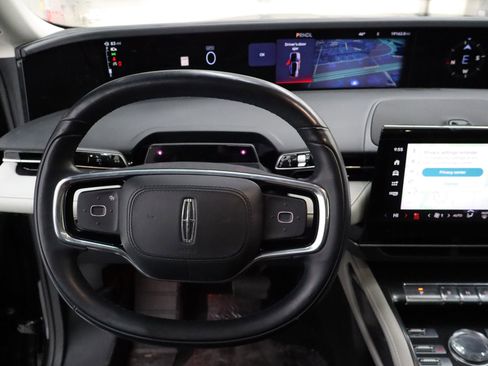 Used 2024 Lincoln Nautilus Reserve w/ Equipment Group 202A image 19