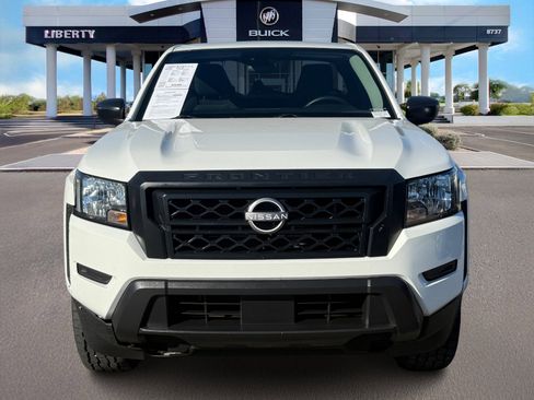 Used 2022 Nissan Frontier S RWD image 4
