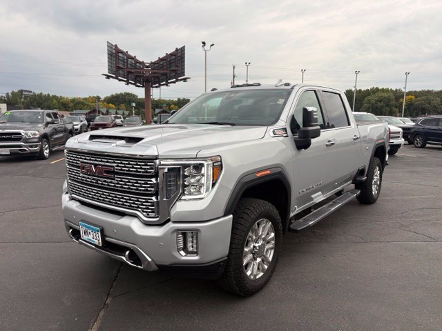 Used 2022 GMC Sierra 2500 Denali w/ Denali Ultimate Package AWD/4WD image 3