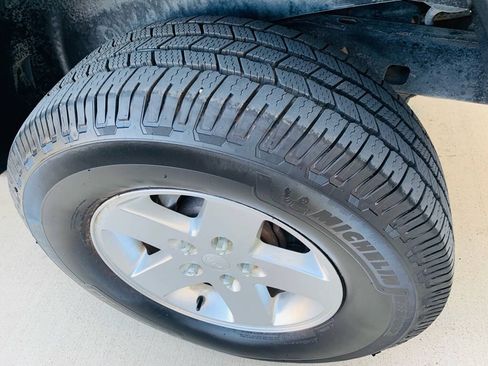 Used 2014 Jeep Wrangler Unlimited Sport w/ Quick Order Package 24S AWD/4WD image 37