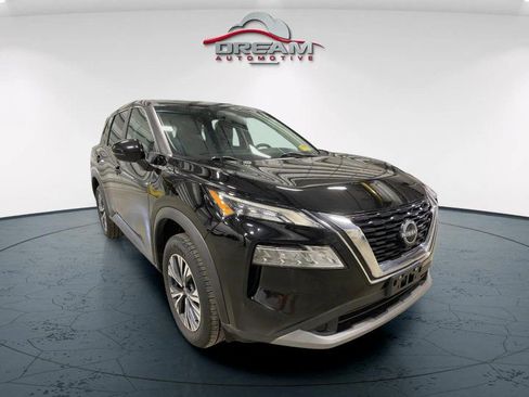 Used 2022 Nissan Rogue SV FWD image 1